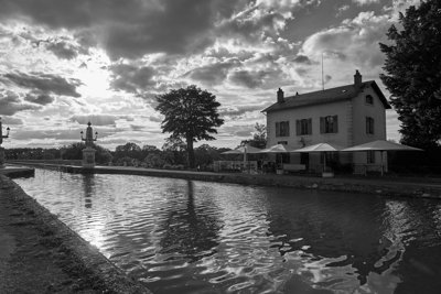 Photo from gallery Briare-le-Canal, Loiret, France in Sept 2020 taken on 2020:09:09 18:42:05 at Briare by DrJLT