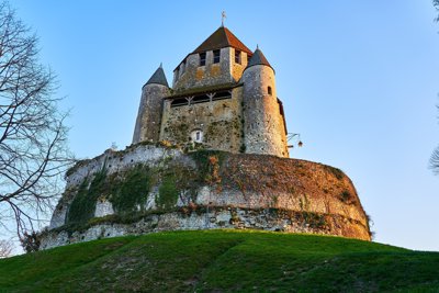 Photo from gallery Provins (Medieval Walls, Flowers, Gardens, and Old Town), Spring 201903 taken on 2019:03:31 18:38:36 at Provins by DrJLT
