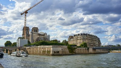 Photo from gallery Jardin des plantes [Paris] Aug 2021 taken on 2021-08-01 18:28:23 at Paris by DrJLT