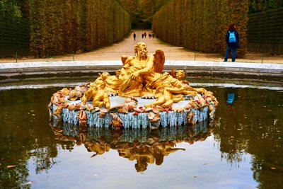 Photo from gallery Versailles (Park, Fountain, Swans, Geese) Autumn 201910 taken on 2019:10:24 16:19:20 at Versailles by DrJLT