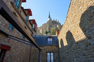 Photo from gallery Mont St Michel [Apr 2022] taken on 2022-04-21 16:15:04 at Mont Saint-Michel by DrJLT