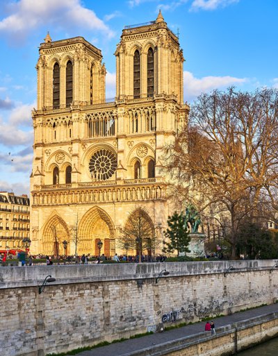 Paris, Saint-Eustache, Louvre, Saint-Germain-l'Auxerrois, Seine River, Notre-Dame, and Hotel de Ville Spring 201903 #19