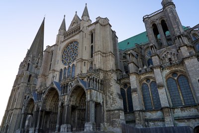 Chartres (Cathedral & Old Town) 201902 #12