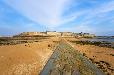 Photo from gallery Saint-Malo [Apr 2022] taken on 2022-04-22 17:49:07 at Saint-Malo by DrJLT
