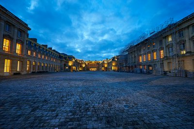 Photo from gallery Versailles [Dec 2021] taken on 2021-12-31 17:34:30 at Versailles by DrJLT