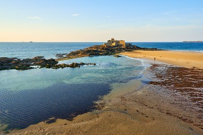 Photo from gallery Saint-Malo [Apr 2022] taken on 2022-04-21 20:04:19 at Saint-Malo by DrJLT