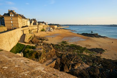 Photo from gallery Saint-Malo [Apr 2022] taken on 2022-04-21 19:52:28 at Saint-Malo by DrJLT