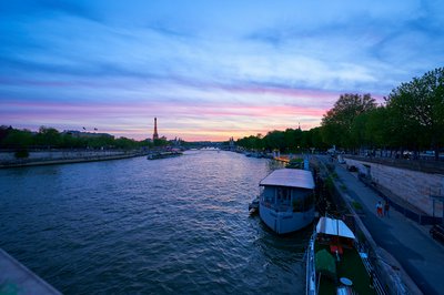 Photo from gallery Paris [Apr 2022] taken on 2022-04-17 20:53:26 at Paris by DrJLT