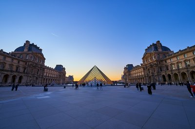 Photo from gallery Paris [Feb 2022] taken on 2022-02-27 18:31:53 at Paris, France by DrJLT