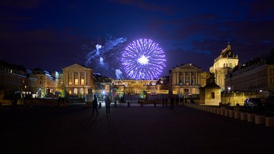 Photo from gallery Versailles Night + Fireworks [July 2021] taken on 2021-07-31 22:50:43 at Versailles by DrJLT
