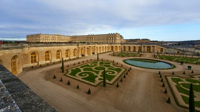 Photo from gallery Versailles [Dec 2021] taken on 2021-12-31 15:23:16 at Versailles by DrJLT