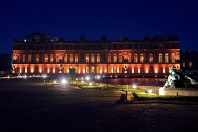 Photo from gallery Versailles (Ice, Lake, Night, Birds), Winter 202001 taken on 2020:01:16 18:14:49 at Versailles by DrJLT