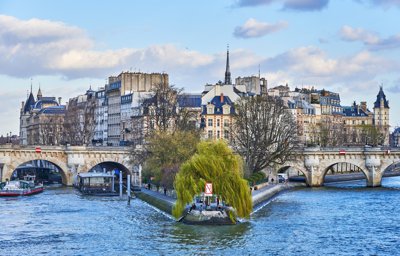 Paris, Saint-Eustache, Louvre, Saint-Germain-l'Auxerrois, Seine River, Notre-Dame, and Hotel de Ville Spring 201903 #12