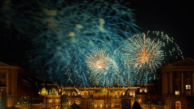 Photo from gallery Fireworks in Versailles, Sept 2020 taken on 2020:09:05 22:53:41 at Versailles by DrJLT