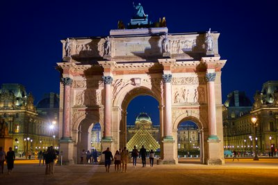 Photo from gallery Paris @ Night [Aug 2021 III] taken on 2021-08-25 21:36:15 at Paris by DrJLT