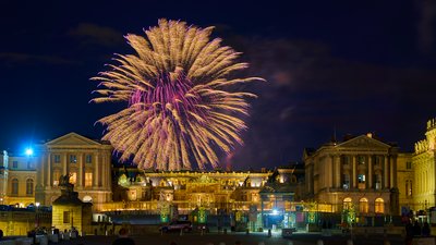 Photo from gallery Fireworks @ Versailles [Aug 2021] taken on 2021-08-21 22:52:16 at Versailles by DrJLT