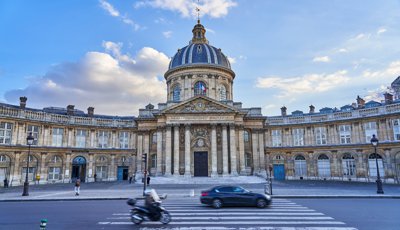 Paris, Saint-Eustache, Louvre, Saint-Germain-l'Auxerrois, Seine River, Notre-Dame, and Hotel de Ville Spring 201903 #14