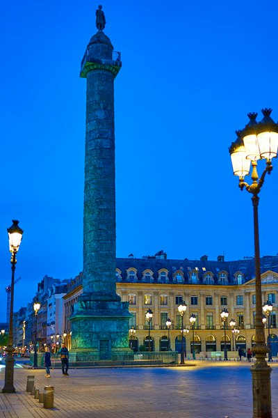 Photo from gallery Paris [May 2022] taken on 2022-05-01 21:27:08 at Paris by DrJLT