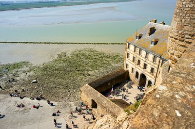 Photo from gallery Mont St Michel [Apr 2022] taken on 2022-04-21 13:18:38 at Mont Saint-Michel by DrJLT
