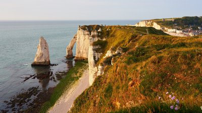 Photo from gallery Etretat (Falaise d'Aval) 202006 taken on 2020:06:23 20:59:51 at Etretat by DrJLT